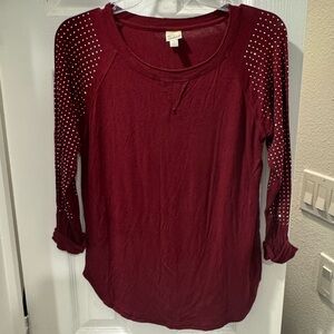 4/$15 Cover Stitched Burgundy Top with Studded 3/4 Sleeves